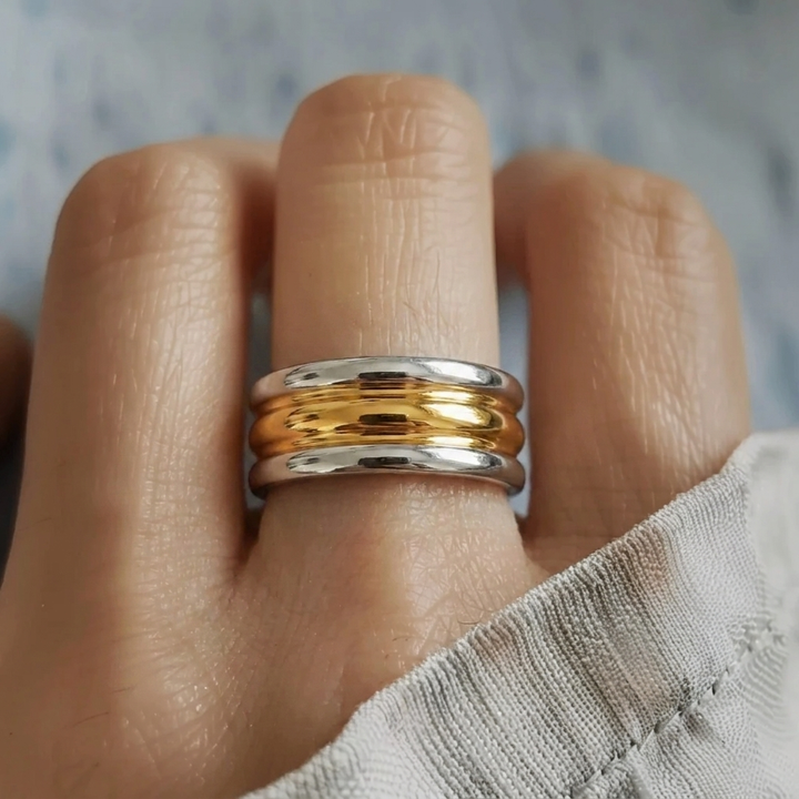 Silberring mit Goldband
